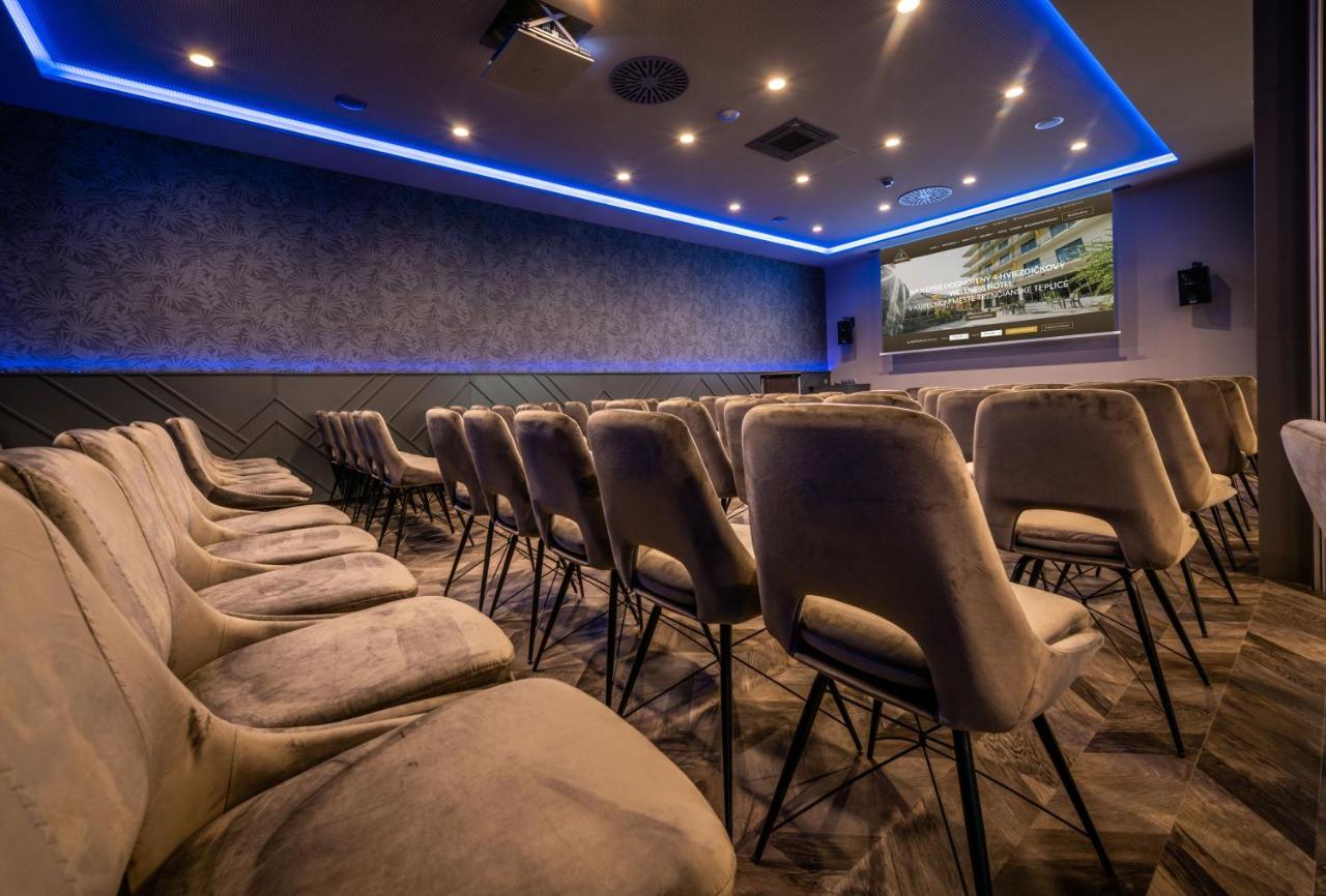 Wellness Hotel Panorama Trencsénteplic Kültér fotó
