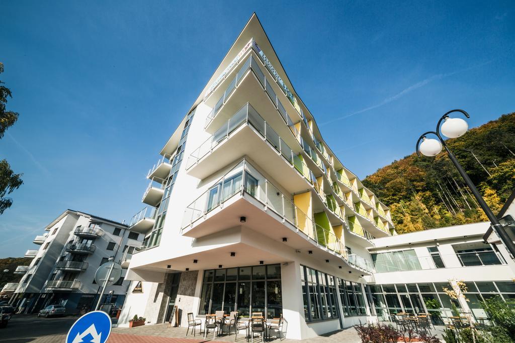 Wellness Hotel Panorama Trencsénteplic Kültér fotó